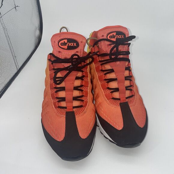 Athletic_Shoes